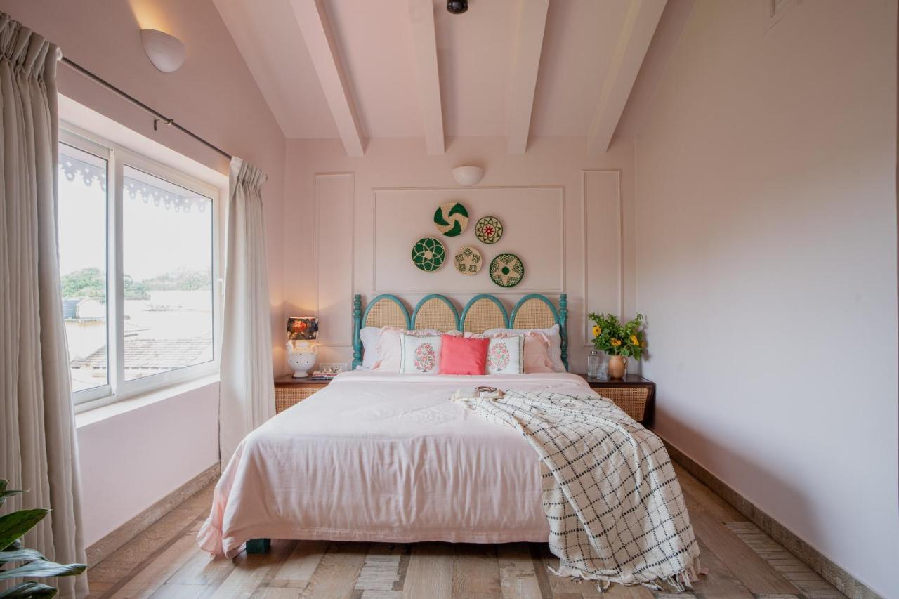 Elivaas 5 Bhk With Pvt Pool, Entertainment Room & Glass House - Bludoor Marmagao 외부 사진