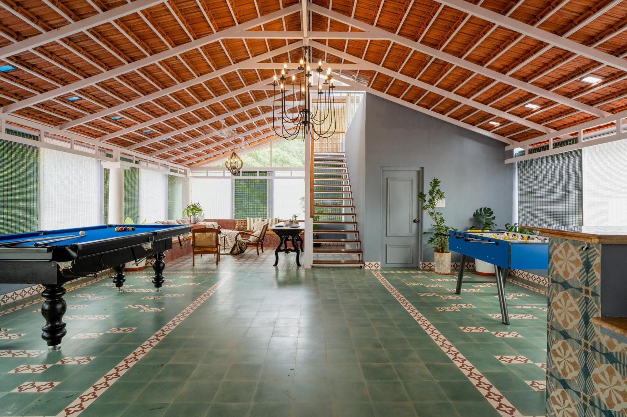 Elivaas 5 Bhk With Pvt Pool, Entertainment Room & Glass House - Bludoor Marmagao 외부 사진